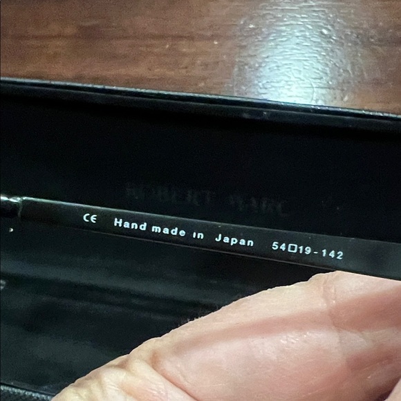 Robert Marc Silver Eyeglasses with Case - Picture 6 of 6